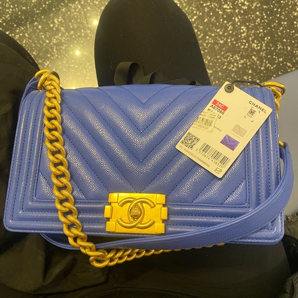 NWT: Chanel Chevron Quilted Medium Boy Flag Cobalt Blue — BRAND NEW - Picture 1 of 10